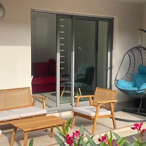 Superbe Studio Centre Et Parking En De Standing La Ciotat